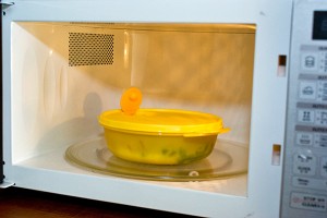 Topware Yellow Microwave Safe Container, Capacity: 1200 Ml